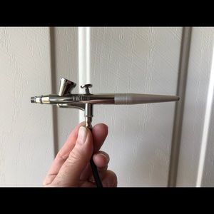 TRU airbrush makeup system